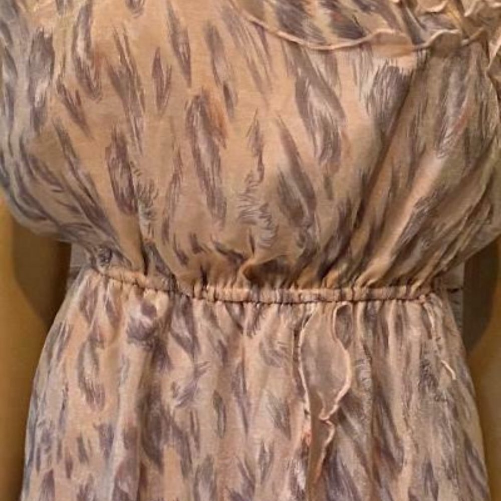 Ark & Co M One Shoulder Sleeveless Beige Dress - Picture 2 of 8